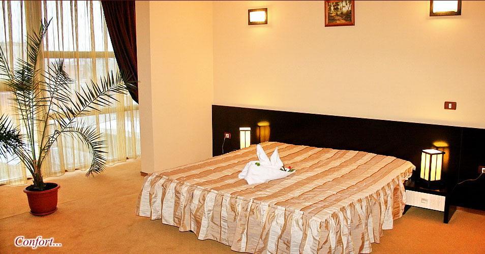Târgu Jiu Hotel Palace חדר תמונה