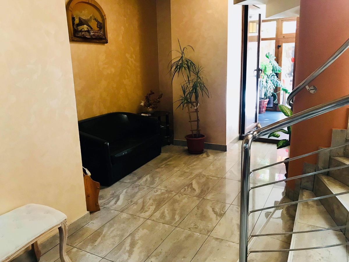 Târgu Jiu Hotel Palace מראה חיצוני תמונה